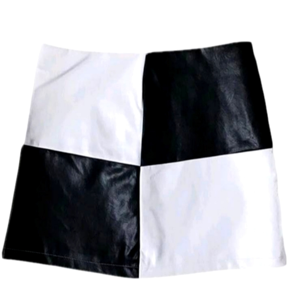 Women short skirt